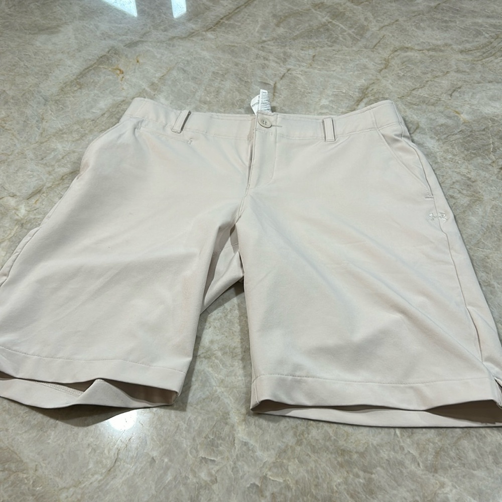 Under Armour golf shorts